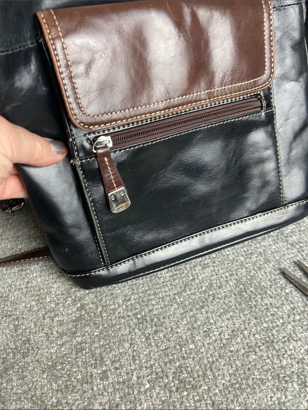 Gianni Bini compact leather